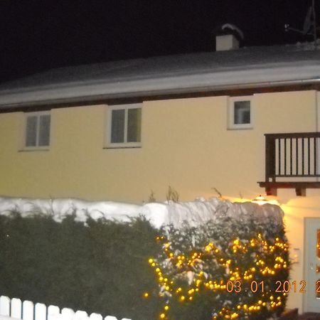 Appartments Am Wiesenrand ノーヴァ・ポネンテ エクステリア 写真