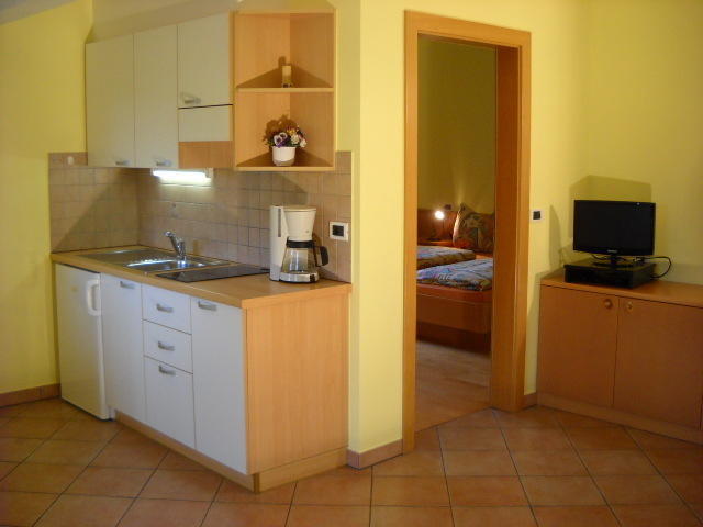 Appartments Am Wiesenrand ノーヴァ・ポネンテ エクステリア 写真